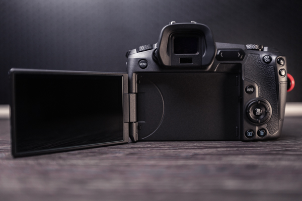 Canon EOS R Mirrorless camera
