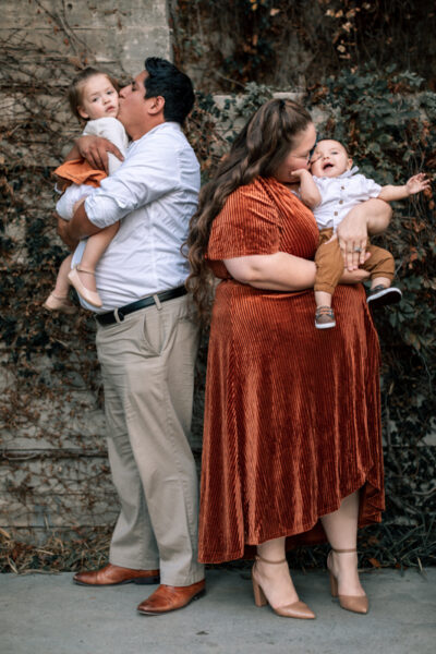 Solid colors for fall family photoshoot