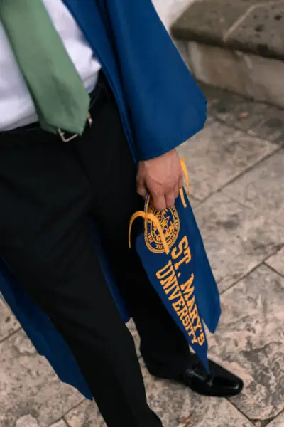 Senior Grad College Choice Photo Idea