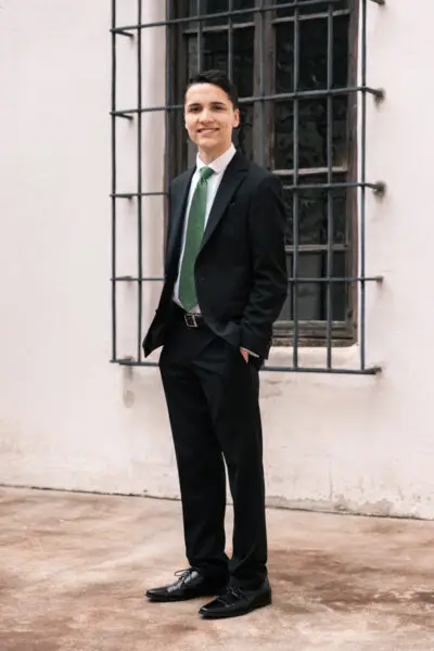 Senior Grad Formal Dressed Up Photo Pose