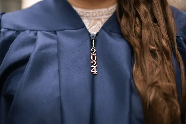 Senior Graduate Year Photo Idea